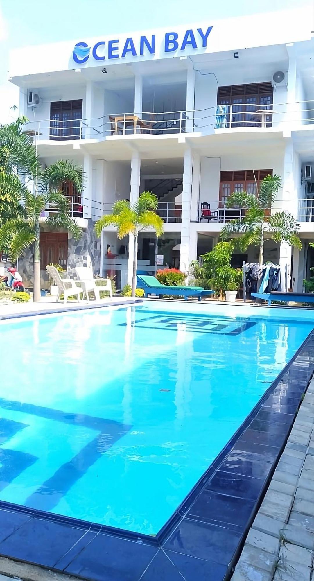 Ocean Bay Surf Resort Велігама Екстер'єр фото